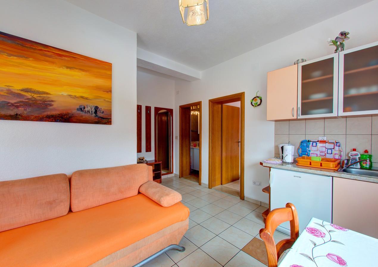 נאום Apartments D&M מראה חיצוני תמונה