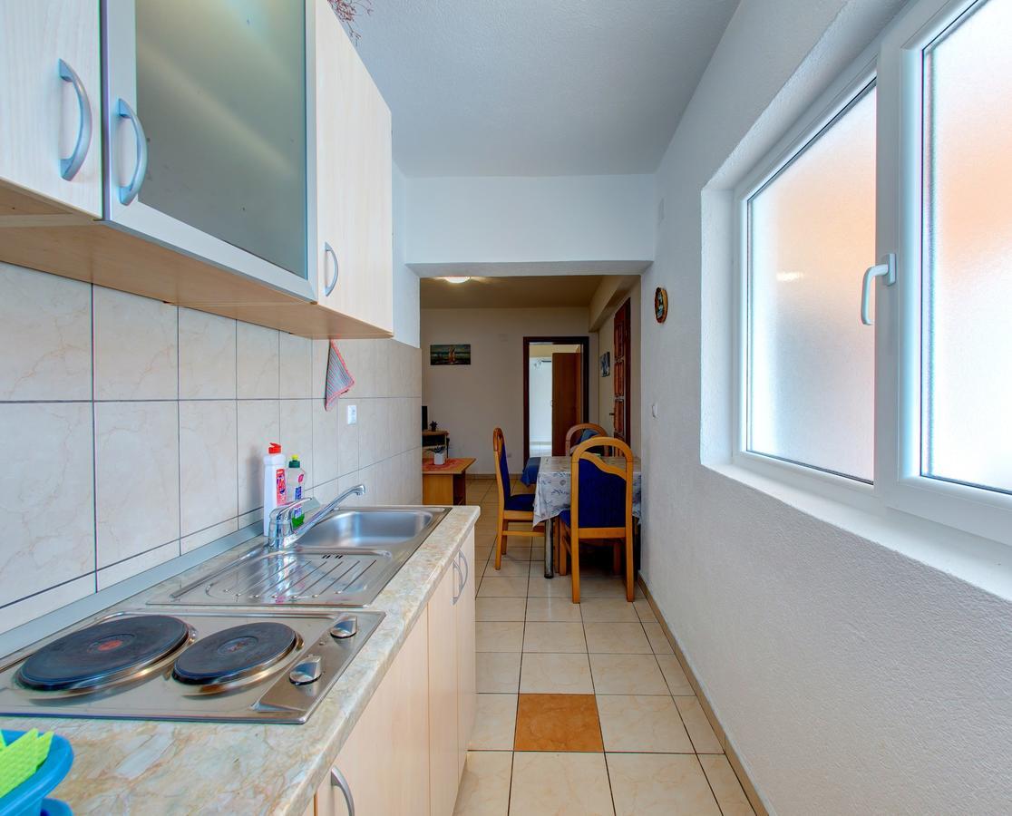 נאום Apartments D&M מראה חיצוני תמונה