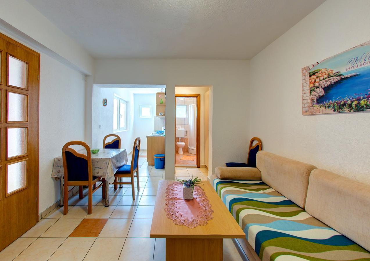 נאום Apartments D&M מראה חיצוני תמונה