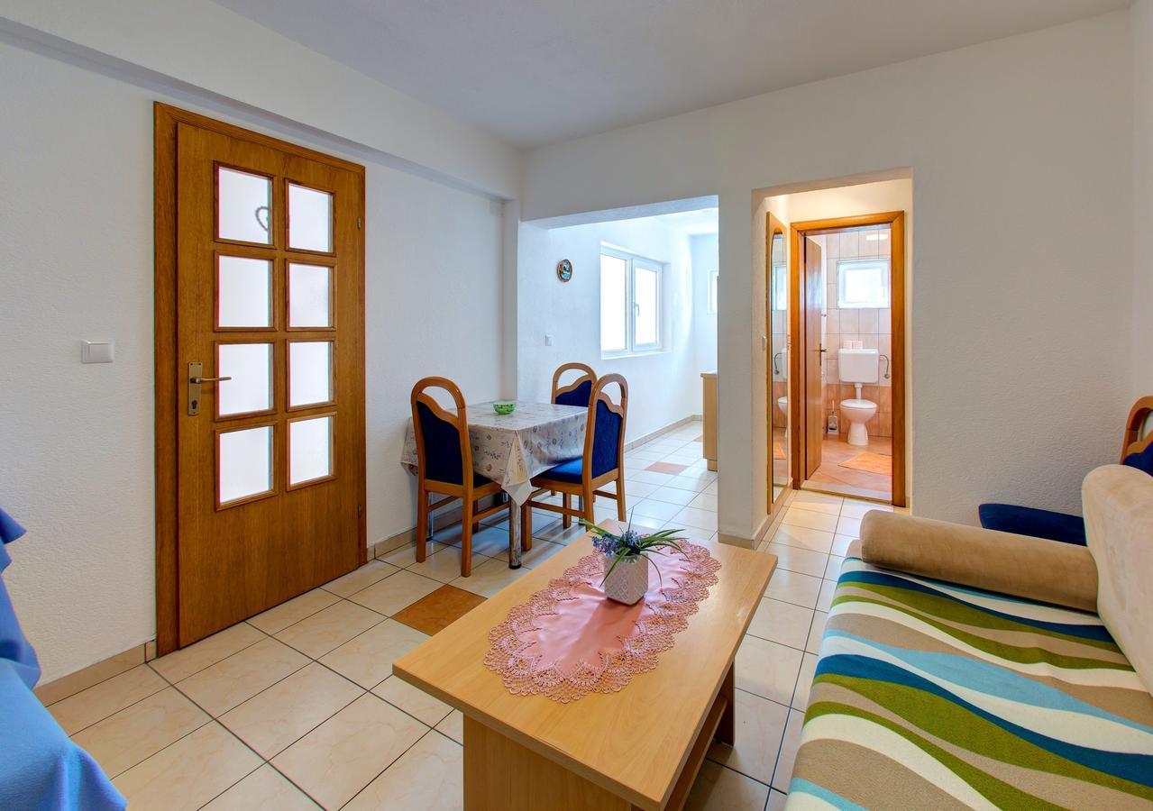 נאום Apartments D&M מראה חיצוני תמונה