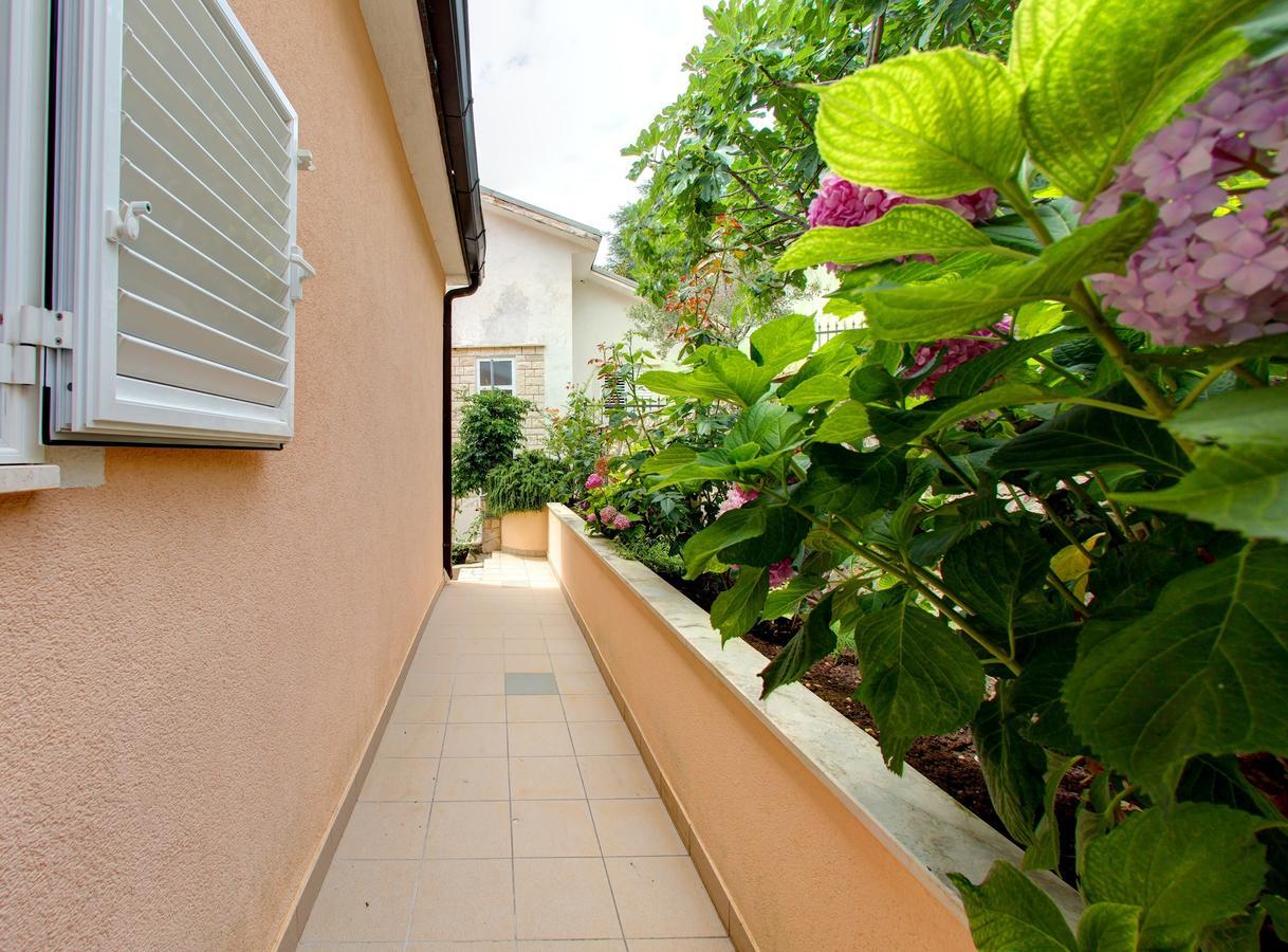 נאום Apartments D&M מראה חיצוני תמונה