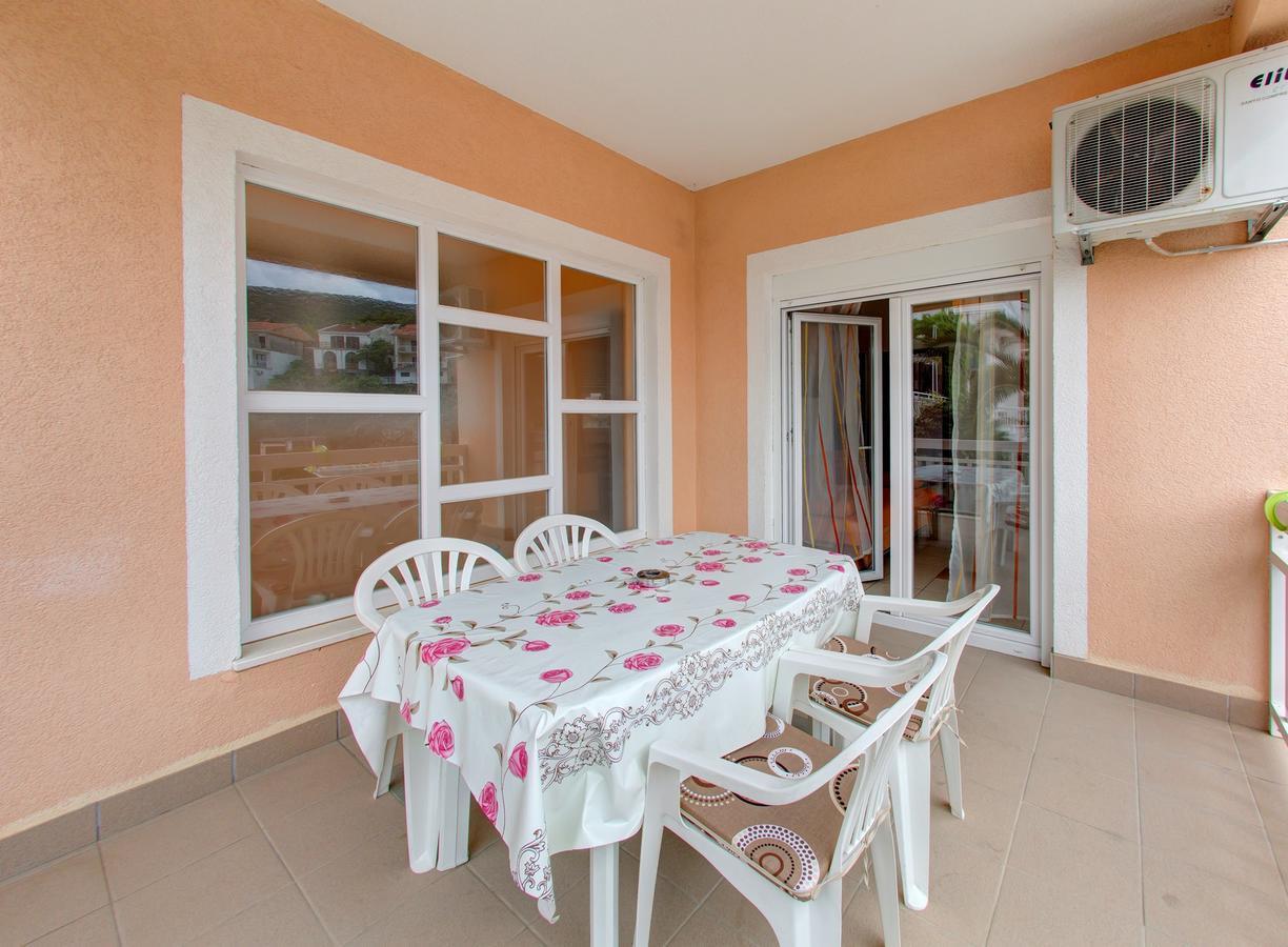 נאום Apartments D&M מראה חיצוני תמונה