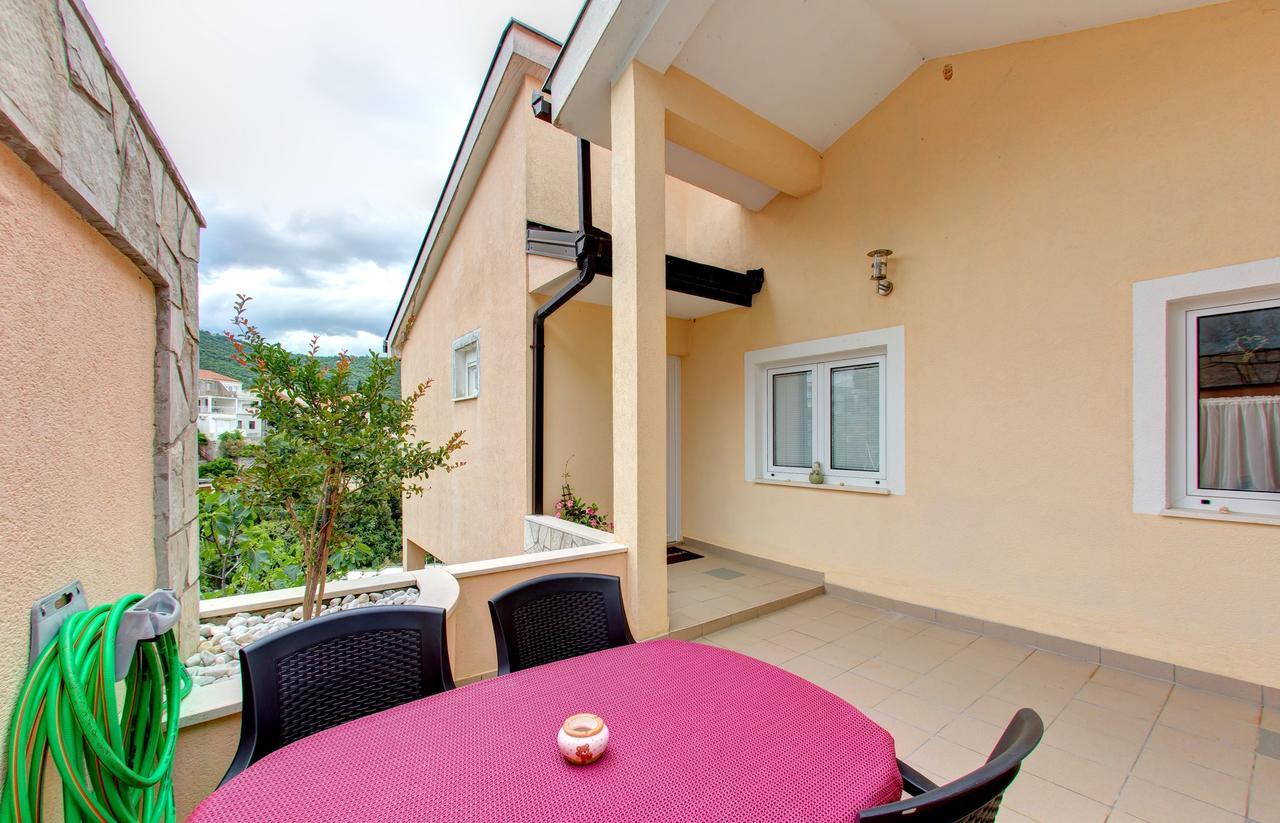 נאום Apartments D&M מראה חיצוני תמונה
